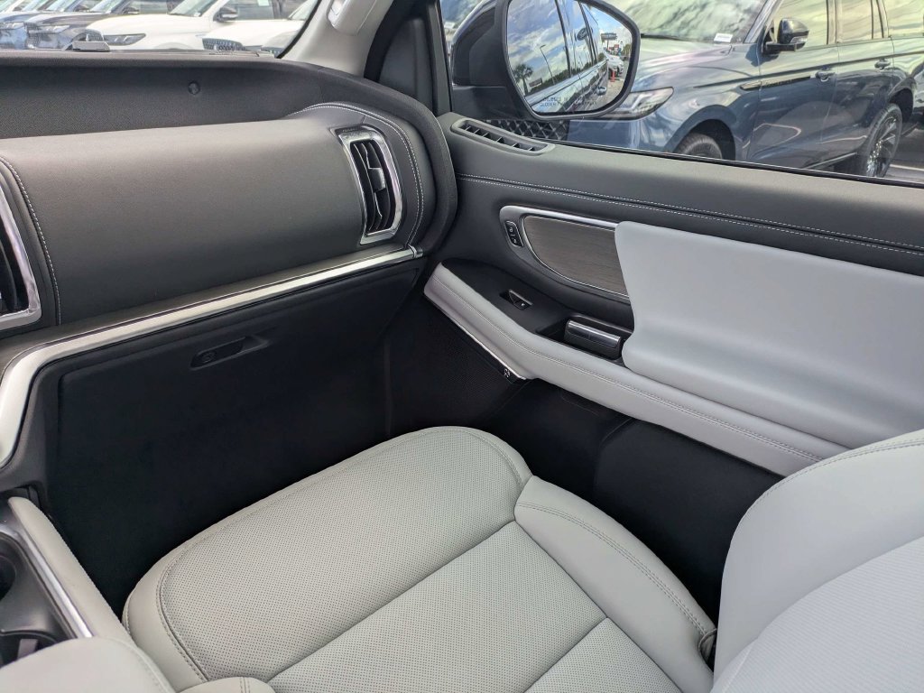 New 2027 Ford Expedition Max Platinum AWD/4WD image 23