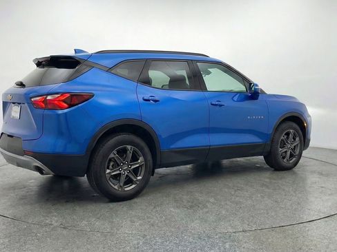 Used 2025 Chevrolet Blazer LT image 9