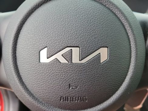 Used 2024 Kia Soul LX w/ Option Group 015 FWD image 28
