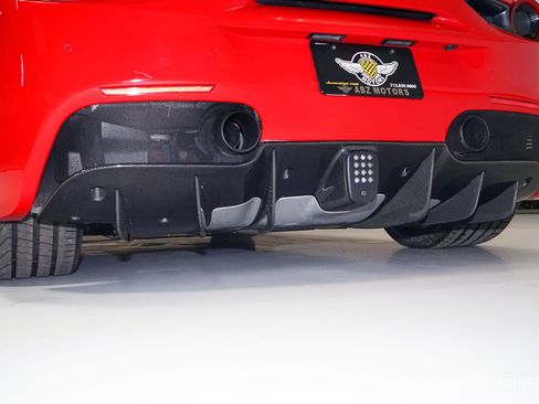 Used 2018 Ferrari 488 Spider RWD image 9