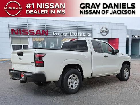 New 2026 Nissan Frontier S w/ Tow Package image 2