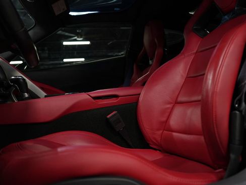 Used 2017 Chevrolet Corvette Stingray Coupe RWD image 16