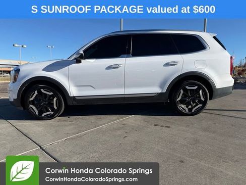 Used 2024 Kia Telluride S w/ S Sunroof Package image 5