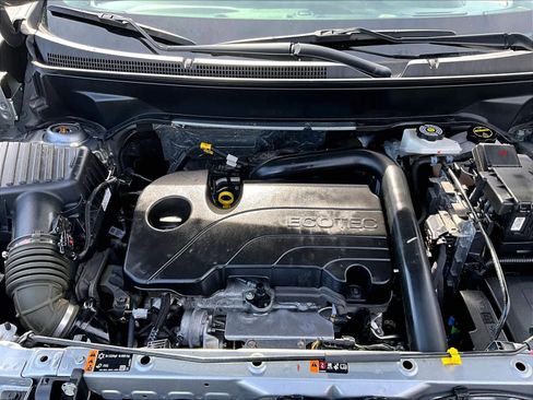 Used 2024 Chevrolet Equinox LT image 30