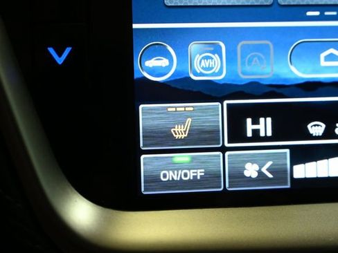 Certified 2024 Subaru Outback Limited image 36