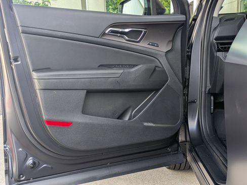 New 2026 Kia Sportage SX image 11