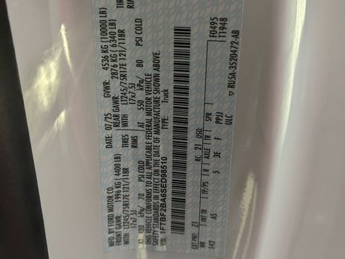 New 2025 Ford F250 XL w/ XL Chrome Package image 33