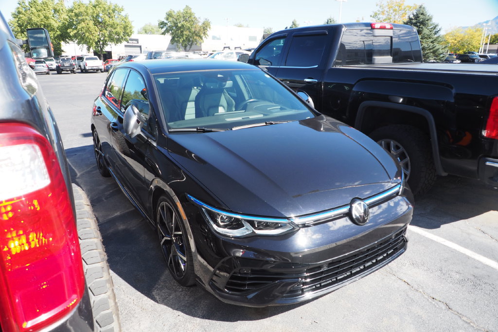 Used 2024 Volkswagen Golf R AWD/4WD image 2