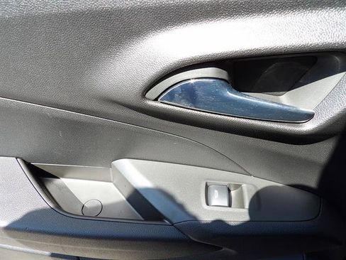 Certified 2024 Chevrolet Trax LS FWD image 35
