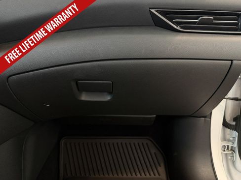 Used 2023 Nissan Sentra SR w/ Electronics Package FWD image 35