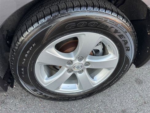 Used 2013 Toyota Sienna LE image 34