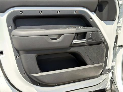 New 2026 Land Rover Defender 110 S AWD/4WD image 15