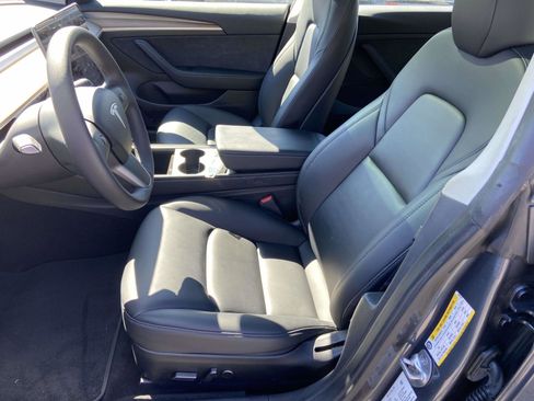 Used 2023 Tesla Model 3 Performance image 12