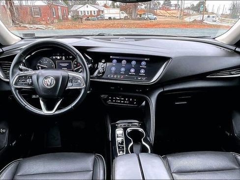 Used 2021 Buick Envision Essence w/ Technology Package I image 18