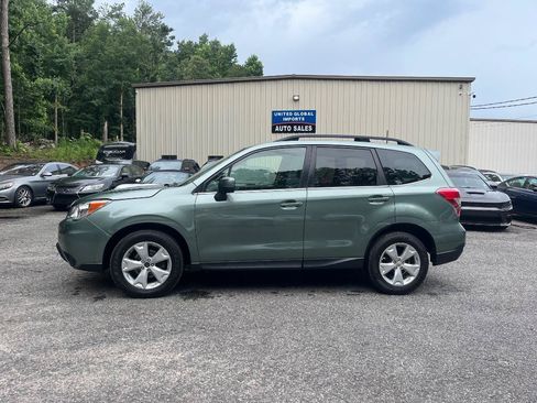 Used 2015 Subaru Forester 2.5i Limited AWD/4WD image 4