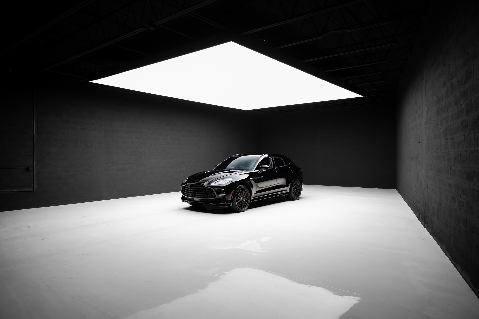 Used 2024 Aston Martin DBX 707 AWD/4WD image 90