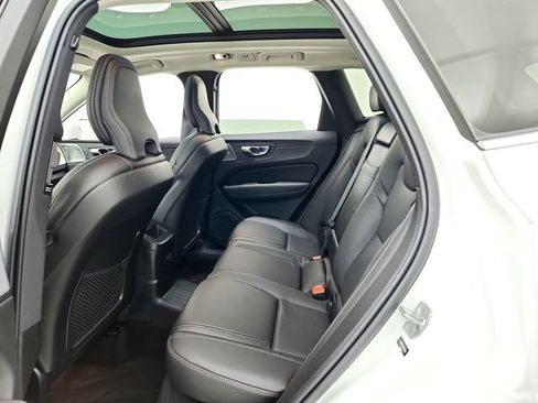 Used 2021 Volvo XC60 T8 Inscription w/ Advanced Package AWD/4WD image 26