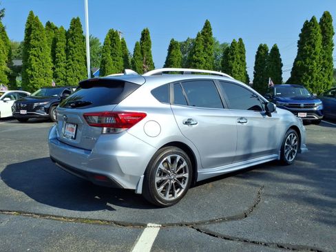 Certified 2022 Subaru Impreza 2.0i Limited AWD/4WD image 2