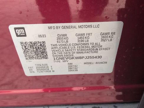Used 2023 Chevrolet Traverse LT w/ LPO, Floor Liner Package AWD/4WD image 36