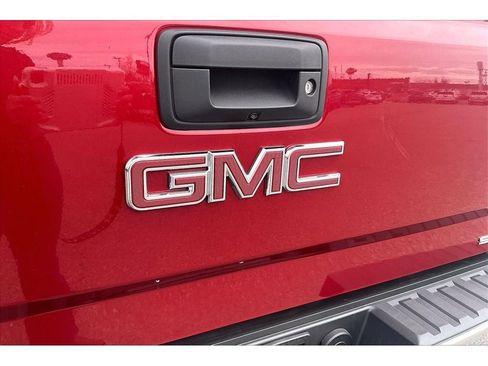 Used 2018 GMC Sierra 1500 SLT image 35