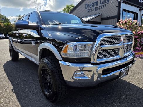 Used 2016 RAM 2500 Laramie image 2