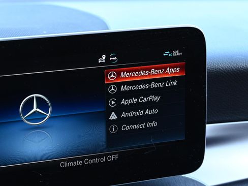 Used 2020 Mercedes-Benz C 300 Sedan image 31