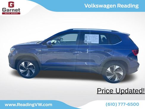Used 2024 Volkswagen Taos SE AWD/4WD image 2