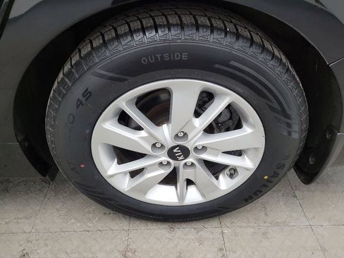 Used 2018 Kia Optima LX FWD image 31