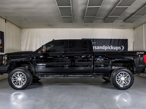 Used 2016 Chevrolet Silverado 2500 LT w/ LT Convenience Package image 11