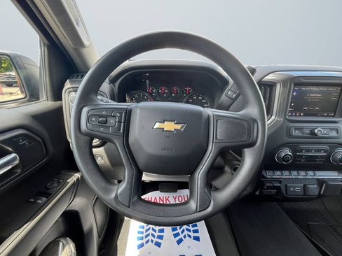 Used 2025 Chevrolet Silverado 1500 W/T w/ WT Value Package AWD/4WD image 12