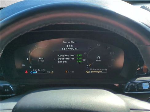 Used 2021 Lincoln Corsair Reserve w/ Equipment Group 201A image 11