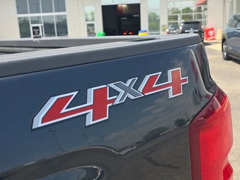 Used 2017 Chevrolet Silverado 1500 LTZ w/ Sport Package image 6