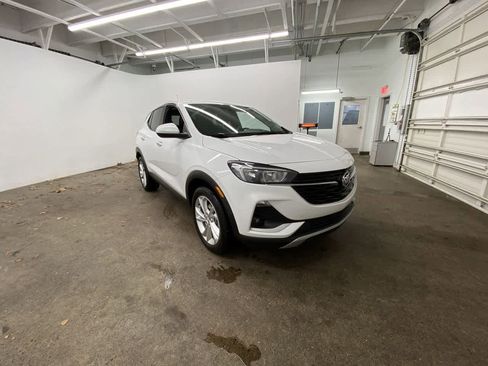 Used 2021 Buick Encore GX Preferred w/ Cold Weather Comfort Package image 8