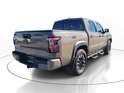 Used 2022 Nissan Frontier PRO-4X image 4