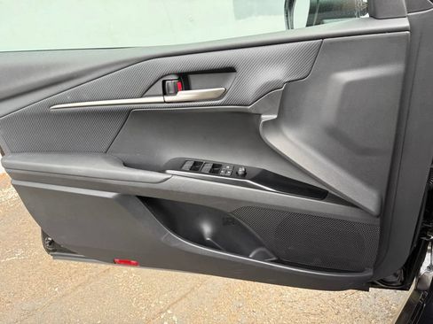Certified 2025 Toyota Camry SE FWD image 20