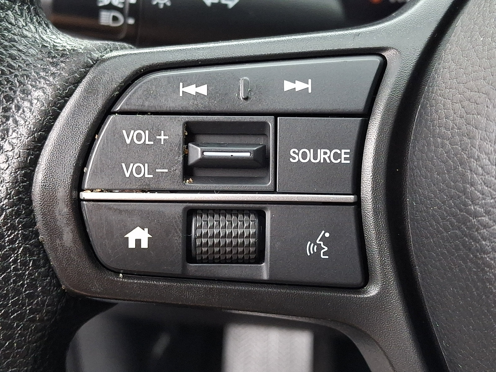 Used 2024 Honda HR-V LX image 20