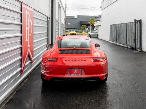 Used 2018 Porsche 911 Carrera RWD image 36