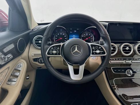Used 2019 Mercedes-Benz C 300 Sedan image 24