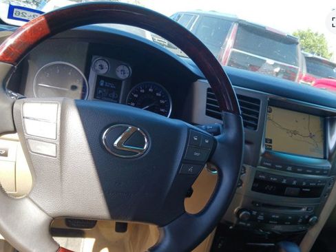 Used 2009 Lexus LX 570 4WD image 6