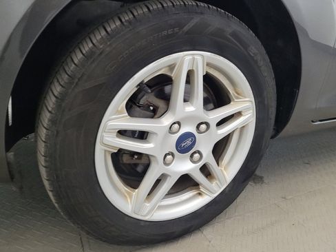 Used 2019 Ford Fiesta SE w/ Cold Weather Package FWD image 31