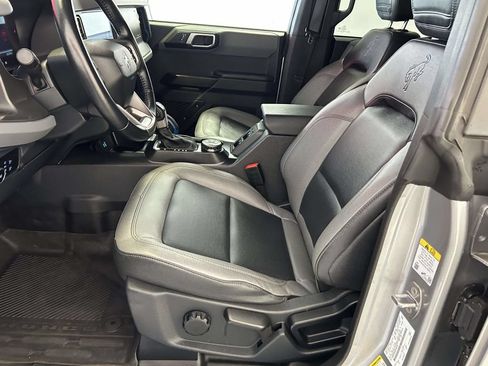 Used 2024 Ford Bronco Black Diamond AWD/4WD image 16