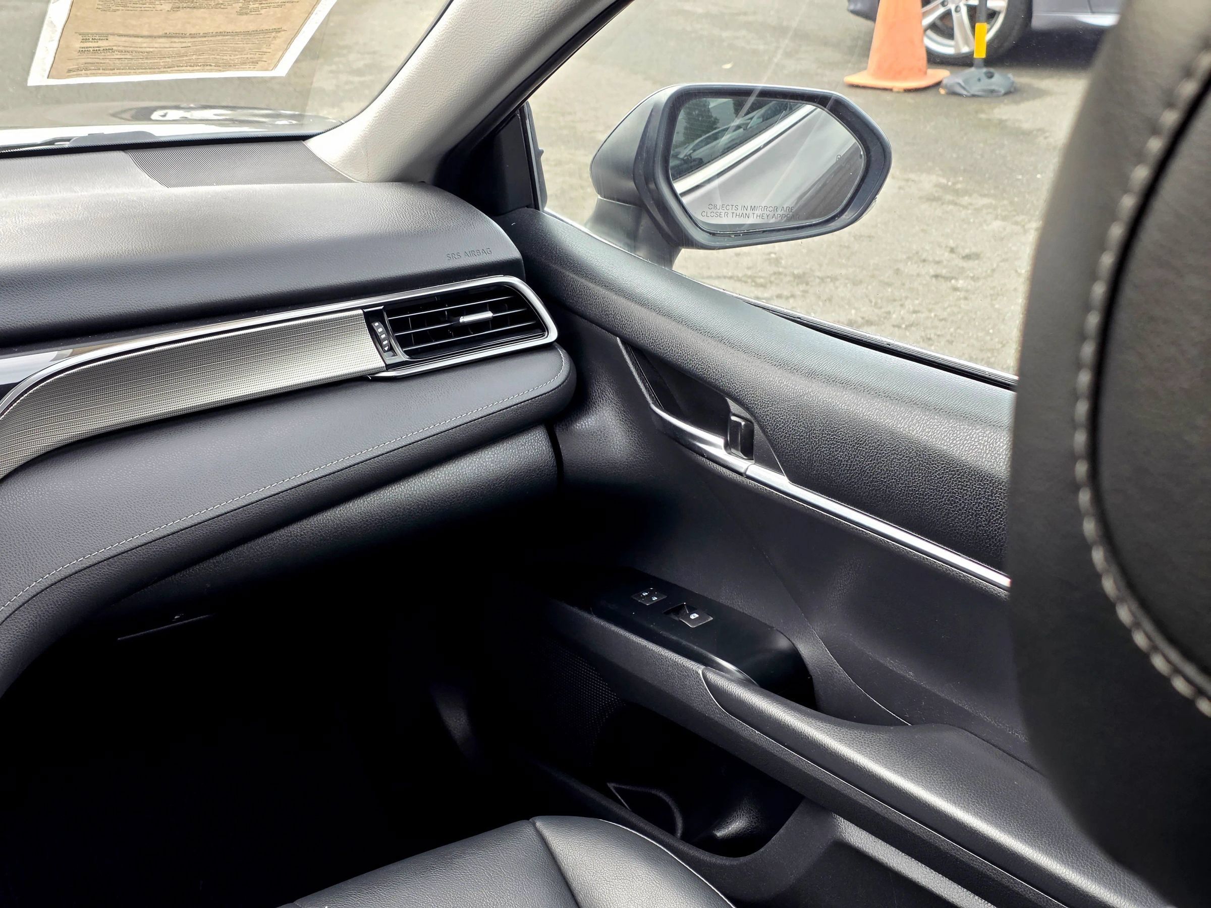 Used 2019 Toyota Camry SE w/ Audio Package FWD image 39