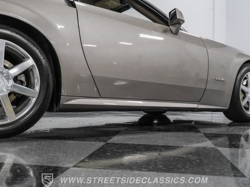 Used 2005 Cadillac XLR RWD image 27