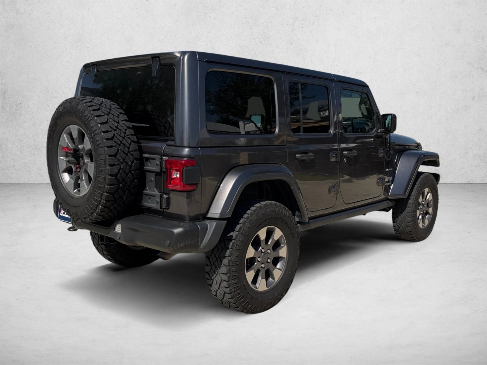 Used 2020 Jeep Wrangler Unlimited Sahara AWD/4WD image 5
