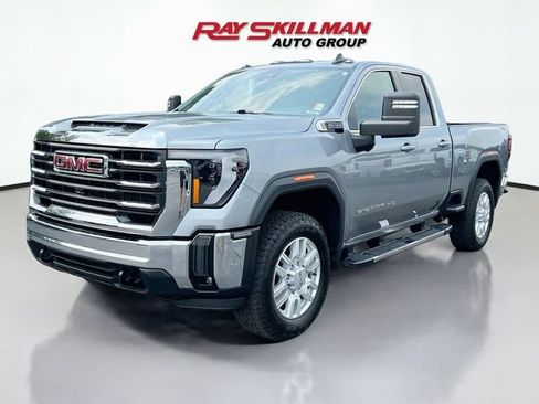 Used 2024 GMC Sierra 2500 SLE w/ SLE Value Package; AWD/4WD image 3