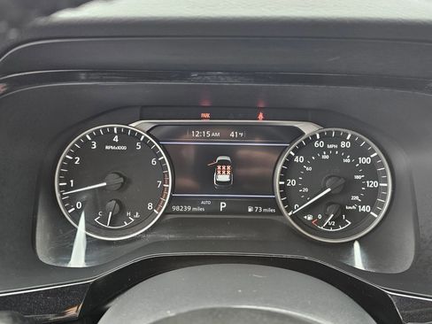 Used 2022 Nissan Pathfinder SV w/ Cargo Package image 17