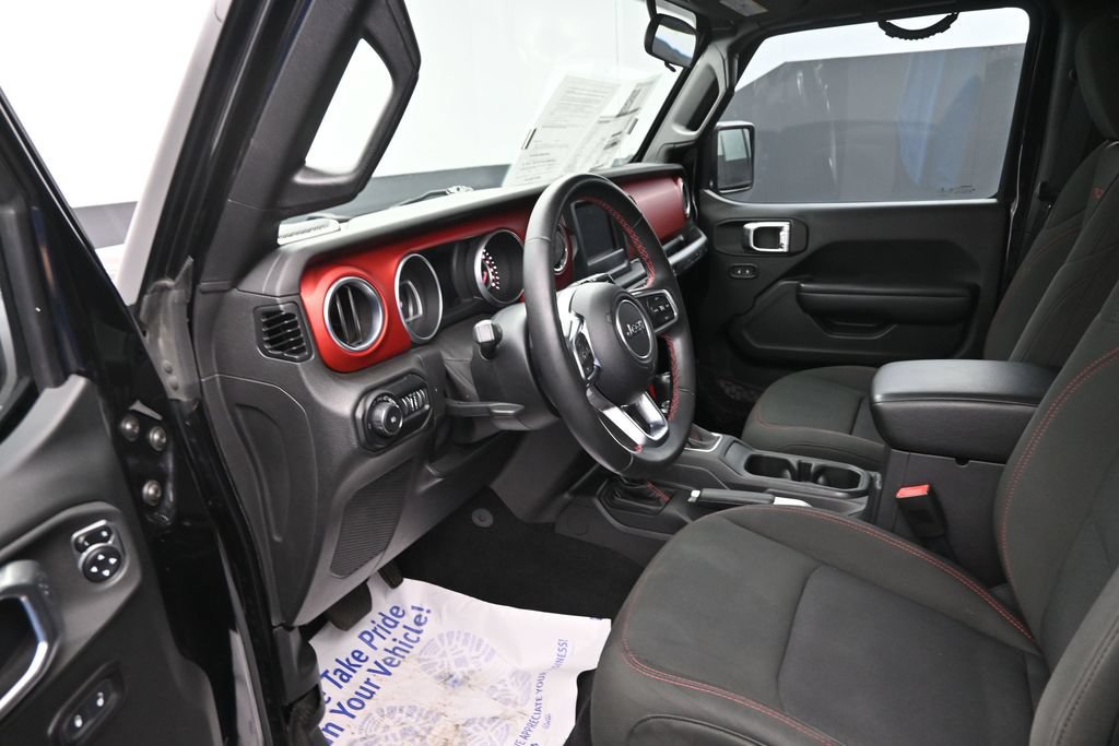 Used 2018 Jeep Wrangler Unlimited Rubicon w/ Dual Top Group AWD/4WD image 20