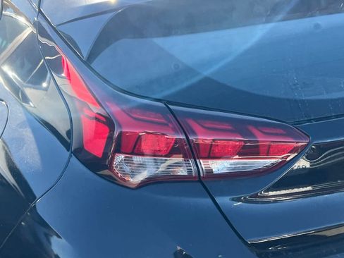 Used 2020 Hyundai Veloster Turbo R-Spec FWD image 20