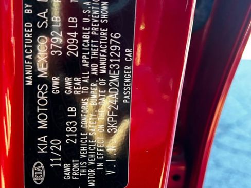 Used 2021 Kia Forte LXS FWD image 15
