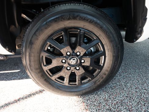 Used 2024 Toyota Tacoma SR5 image 28